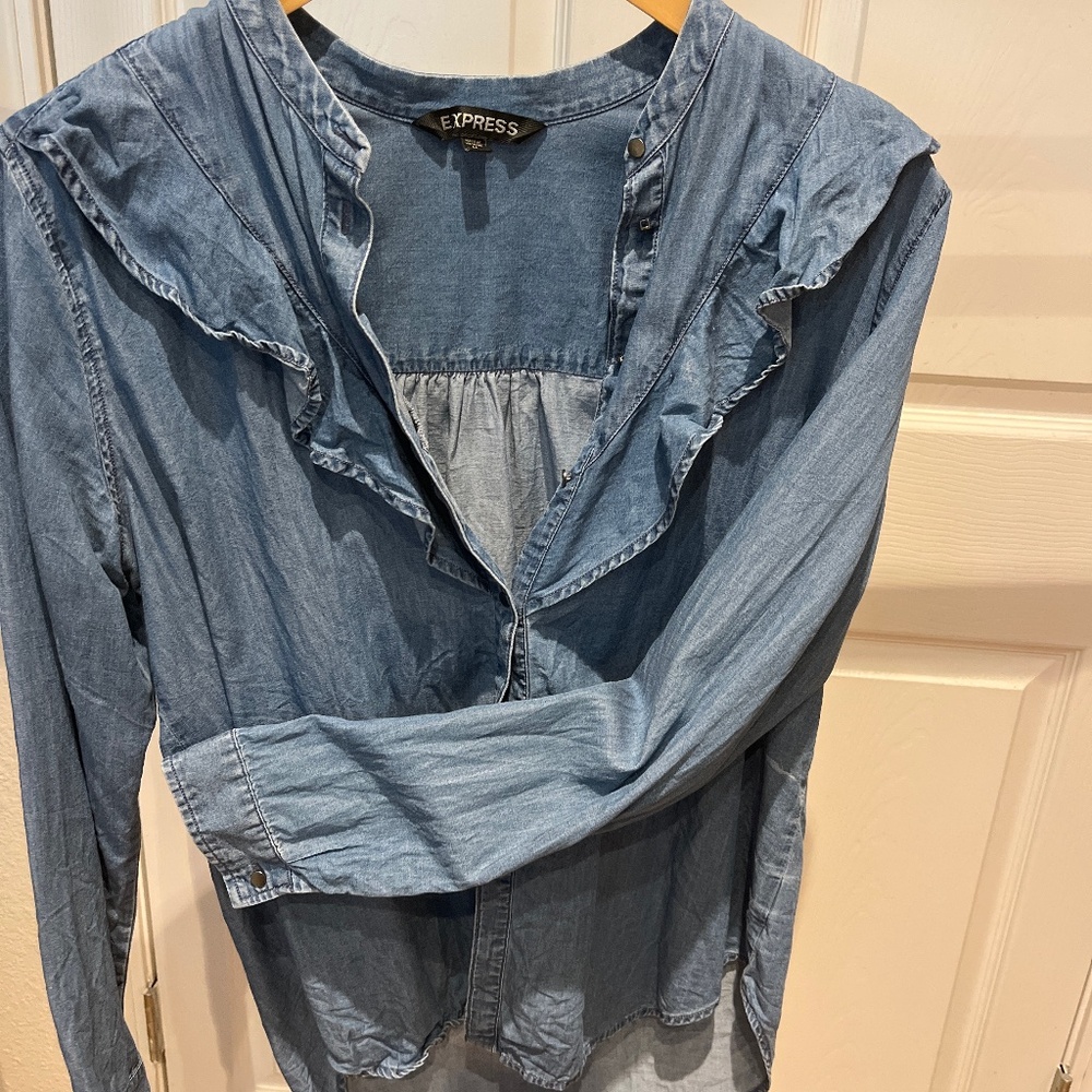 Chambray long sleeve top